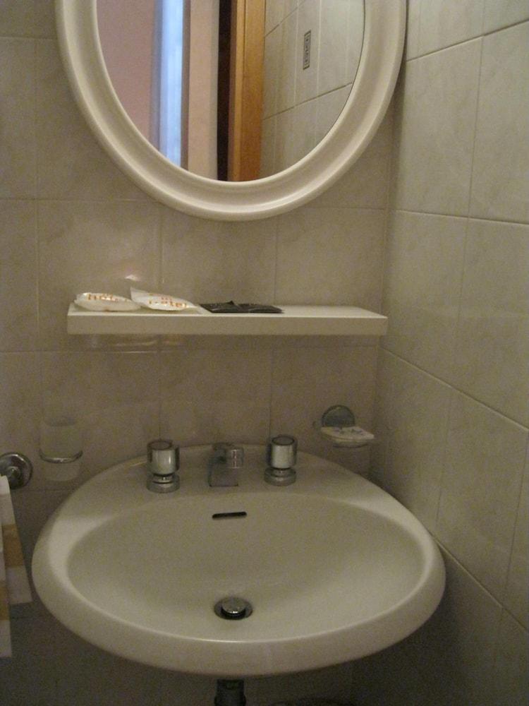 Hotel Venezia モンテカティーニ・テルメ エクステリア 写真