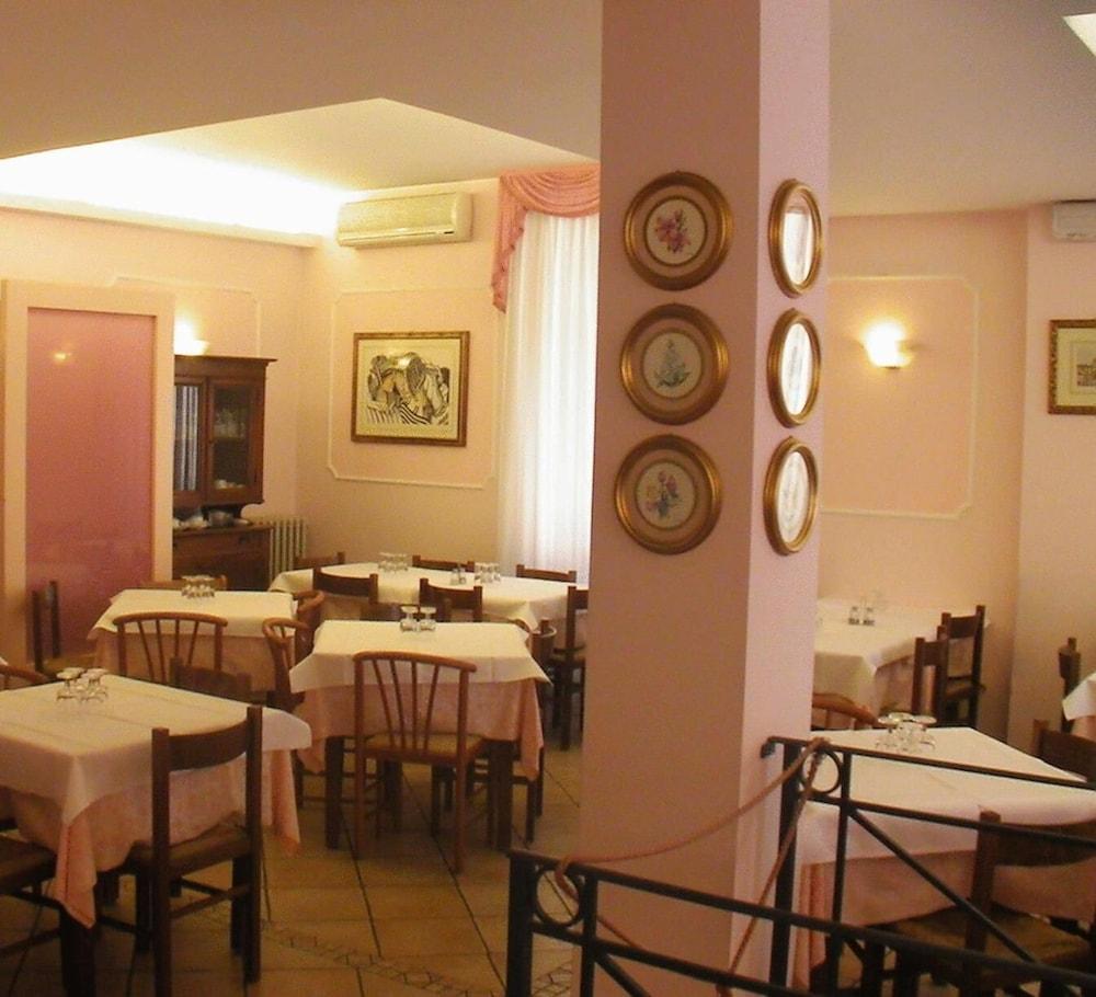 Hotel Venezia モンテカティーニ・テルメ エクステリア 写真
